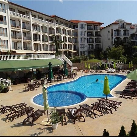Triumph Holiday Village Sveti Vlas Dış mekan fotoğraf