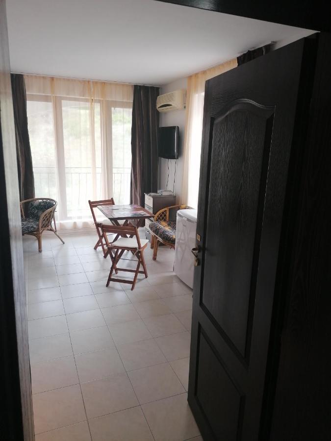 Triumph Holiday Village Sveti Vlas Dış mekan fotoğraf
