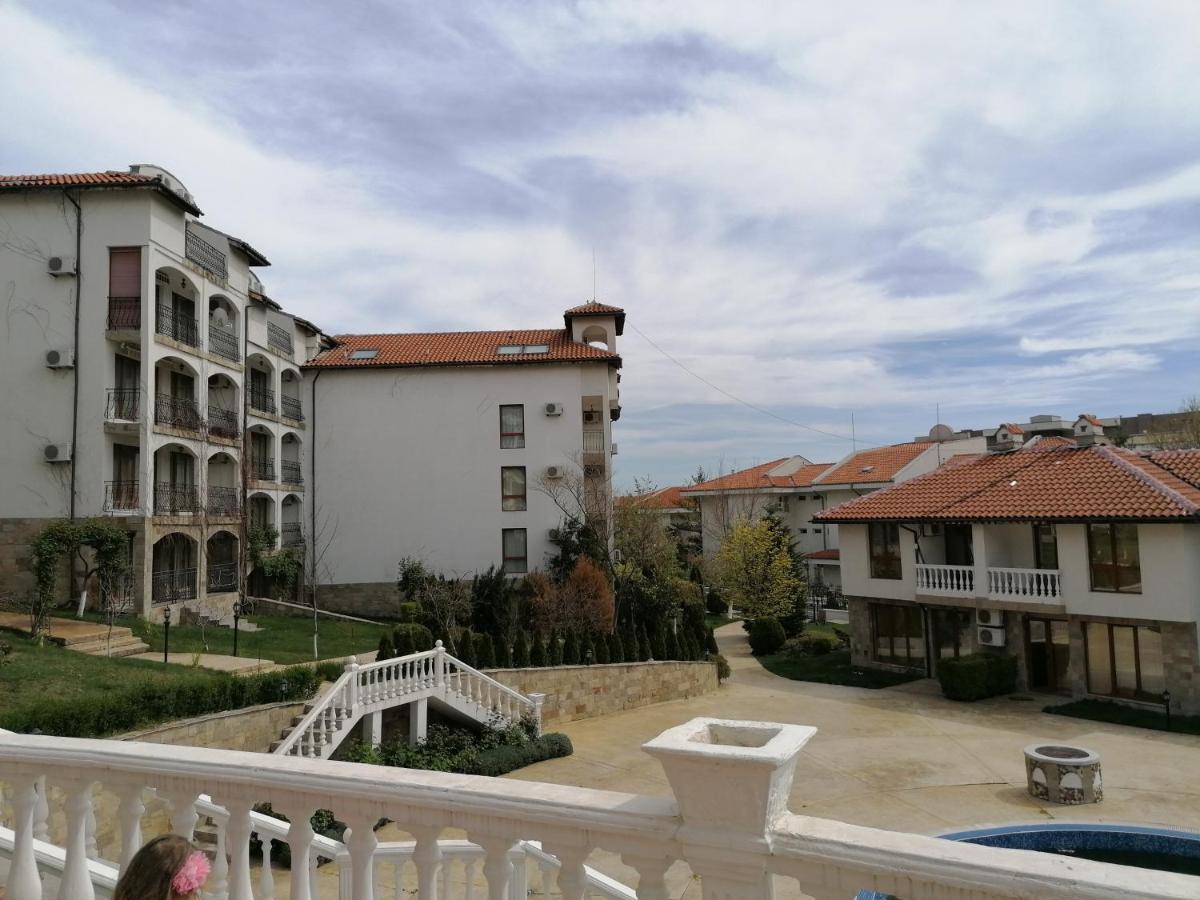 Triumph Holiday Village Sveti Vlas Dış mekan fotoğraf