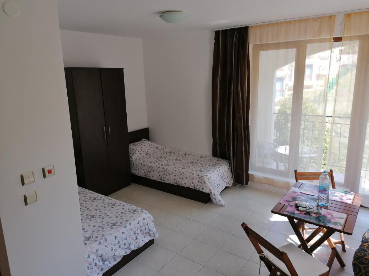 Triumph Holiday Village Sveti Vlas Dış mekan fotoğraf