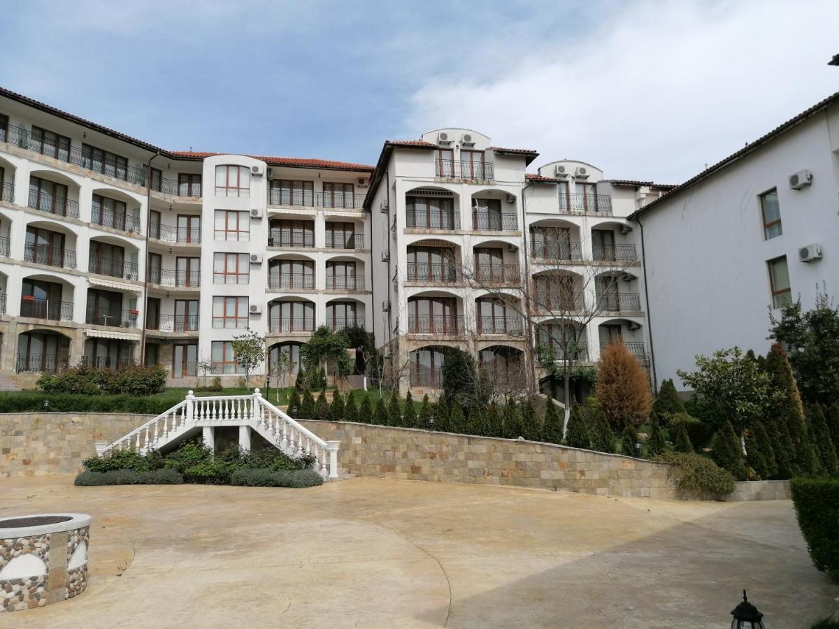 Triumph Holiday Village Sveti Vlas Dış mekan fotoğraf