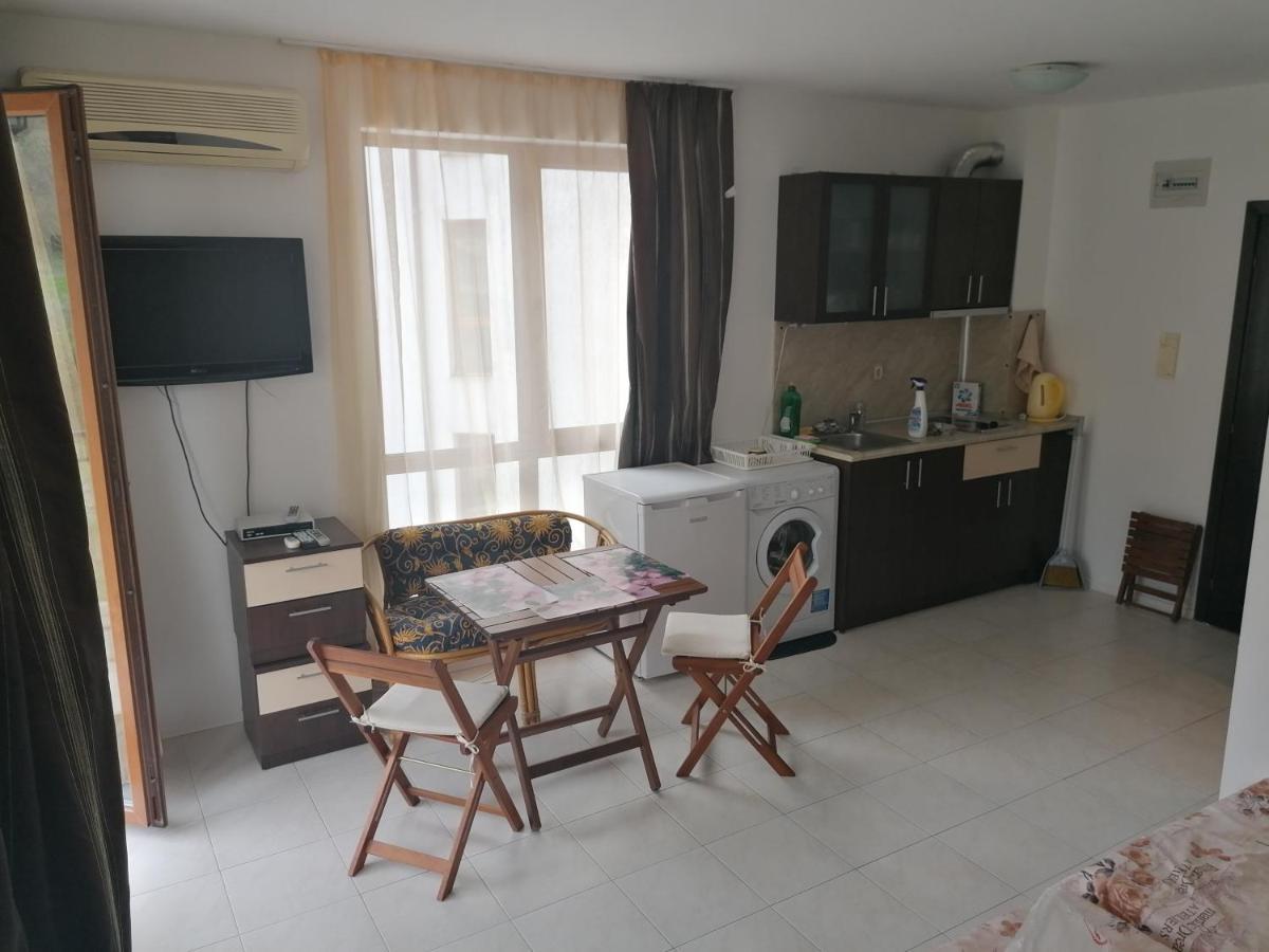 Triumph Holiday Village Sveti Vlas Dış mekan fotoğraf
