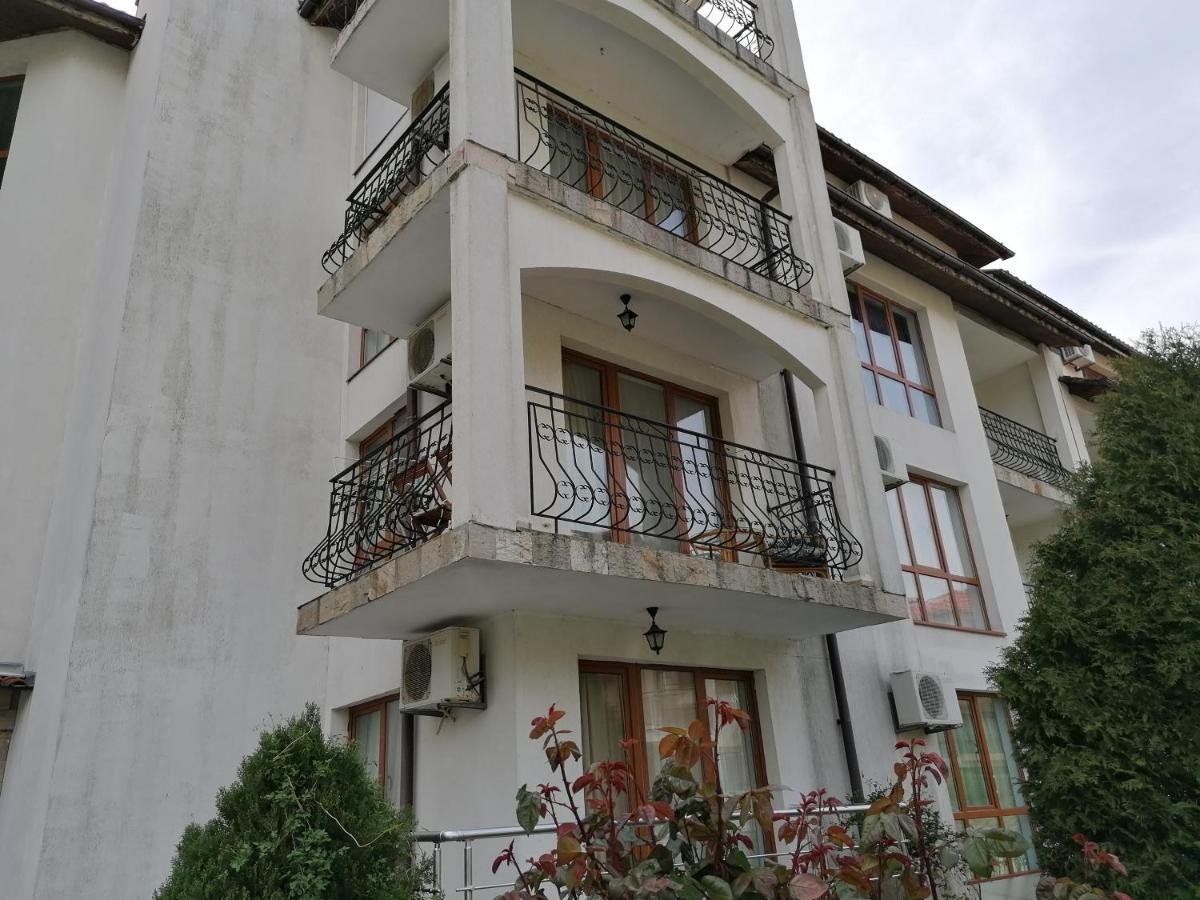 Triumph Holiday Village Sveti Vlas Dış mekan fotoğraf