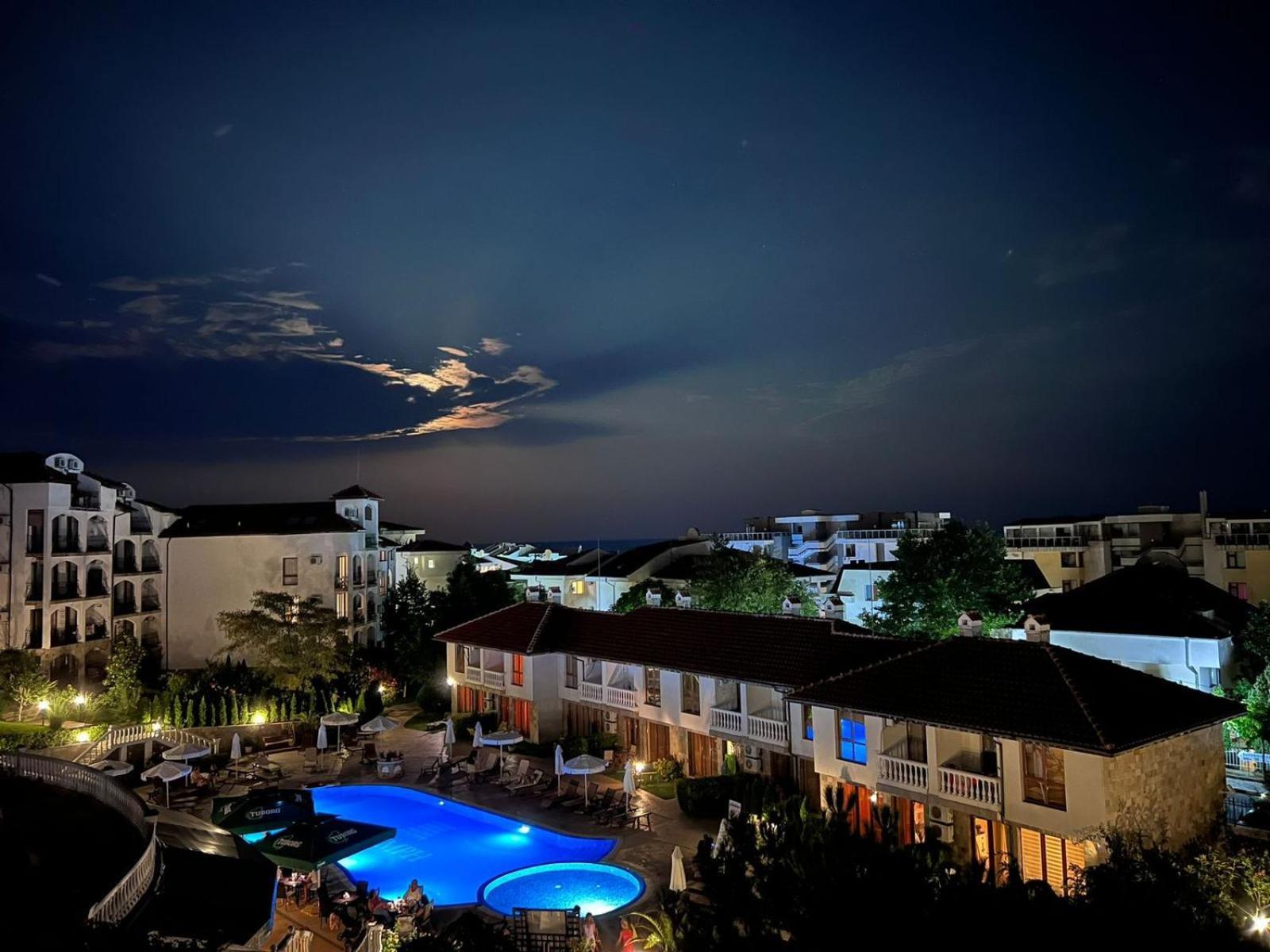 Triumph Holiday Village Sveti Vlas Dış mekan fotoğraf