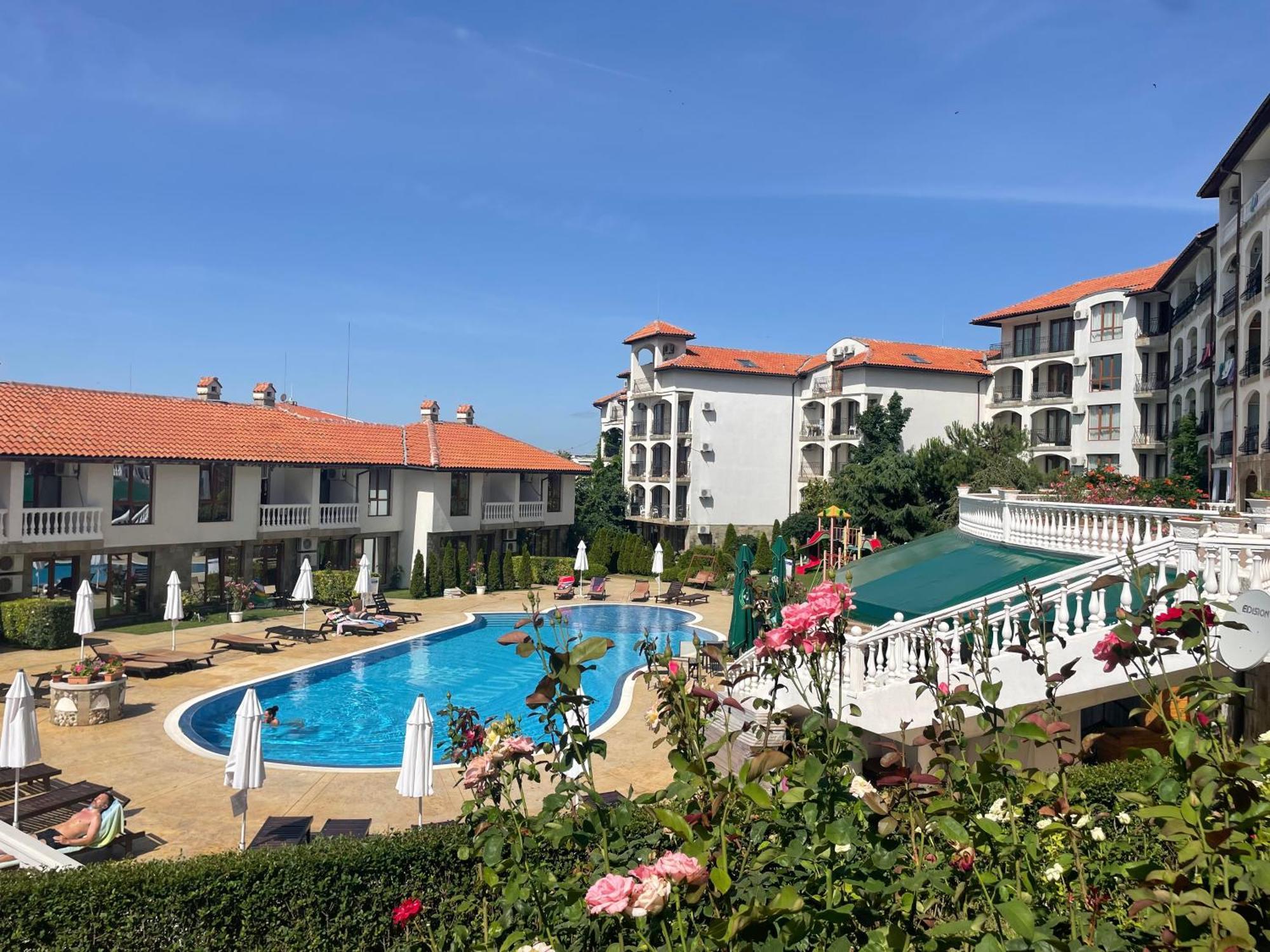 Triumph Holiday Village Sveti Vlas Dış mekan fotoğraf