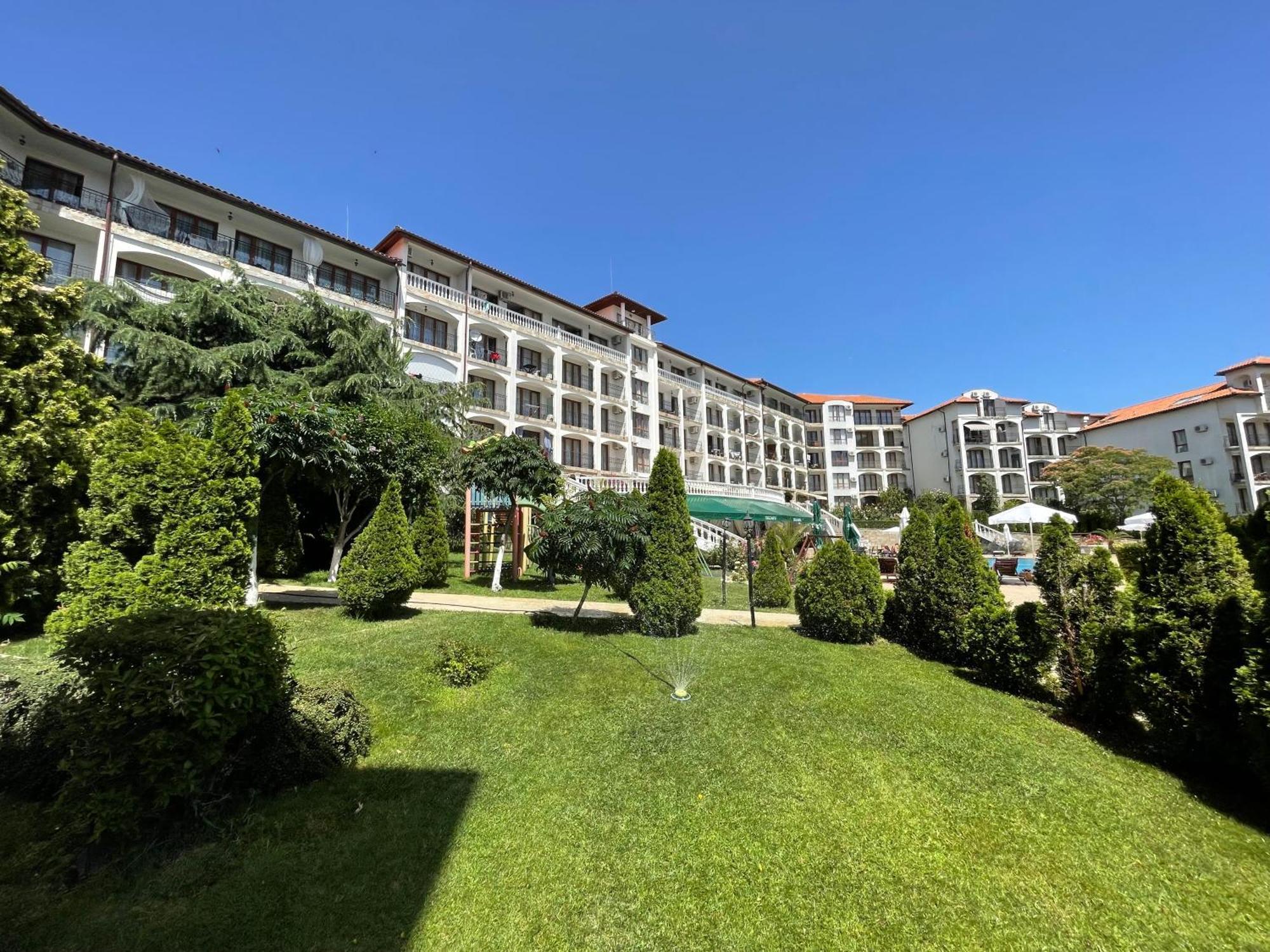 Triumph Holiday Village Sveti Vlas Dış mekan fotoğraf