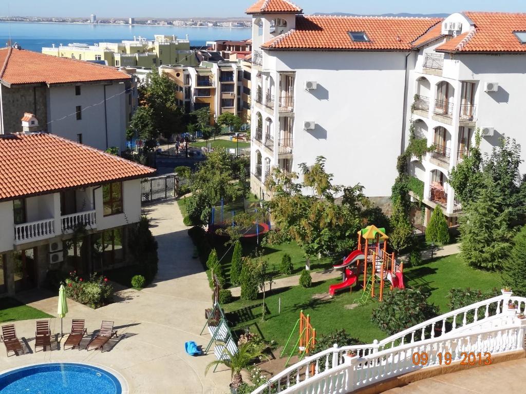 Triumph Holiday Village Sveti Vlas Dış mekan fotoğraf