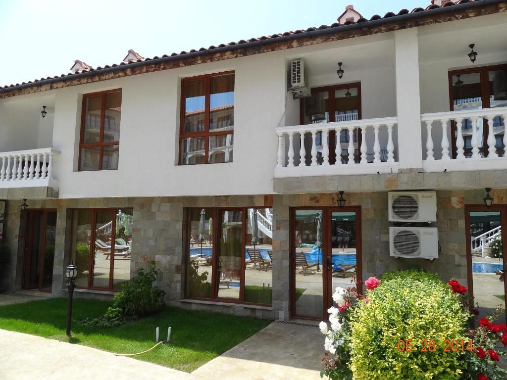 Triumph Holiday Village Sveti Vlas Oda fotoğraf