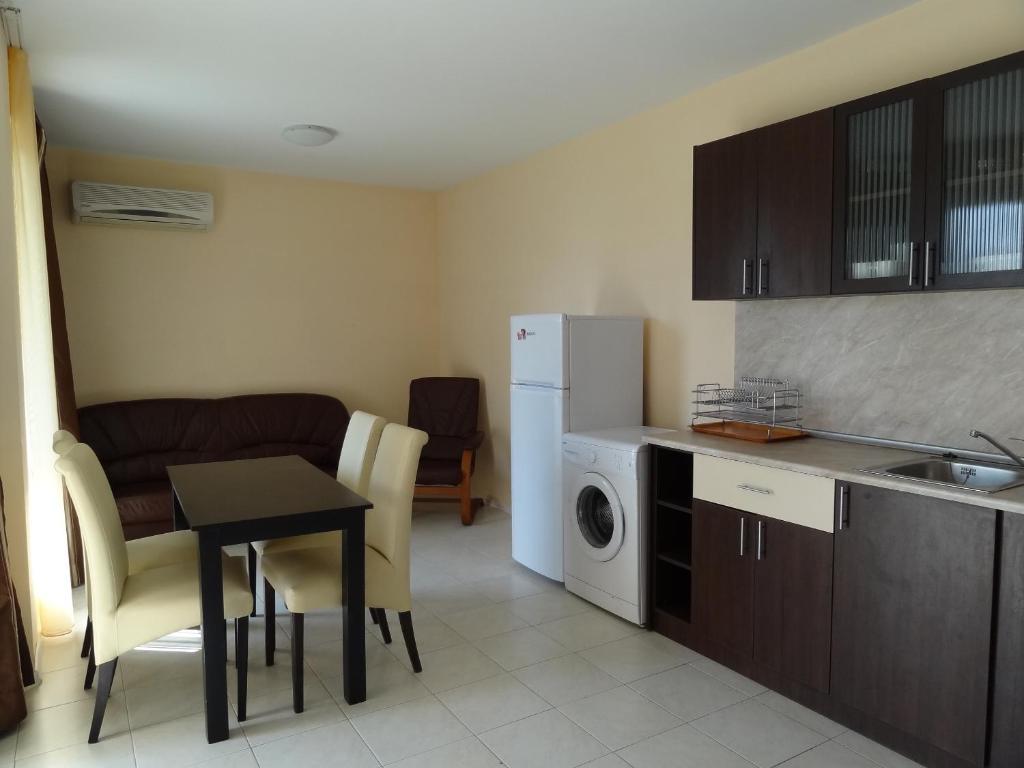Triumph Holiday Village Sveti Vlas Dış mekan fotoğraf